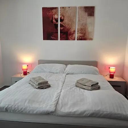 Antracit 3* Štúrovo