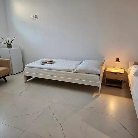Antracit 3* Štúrovo
